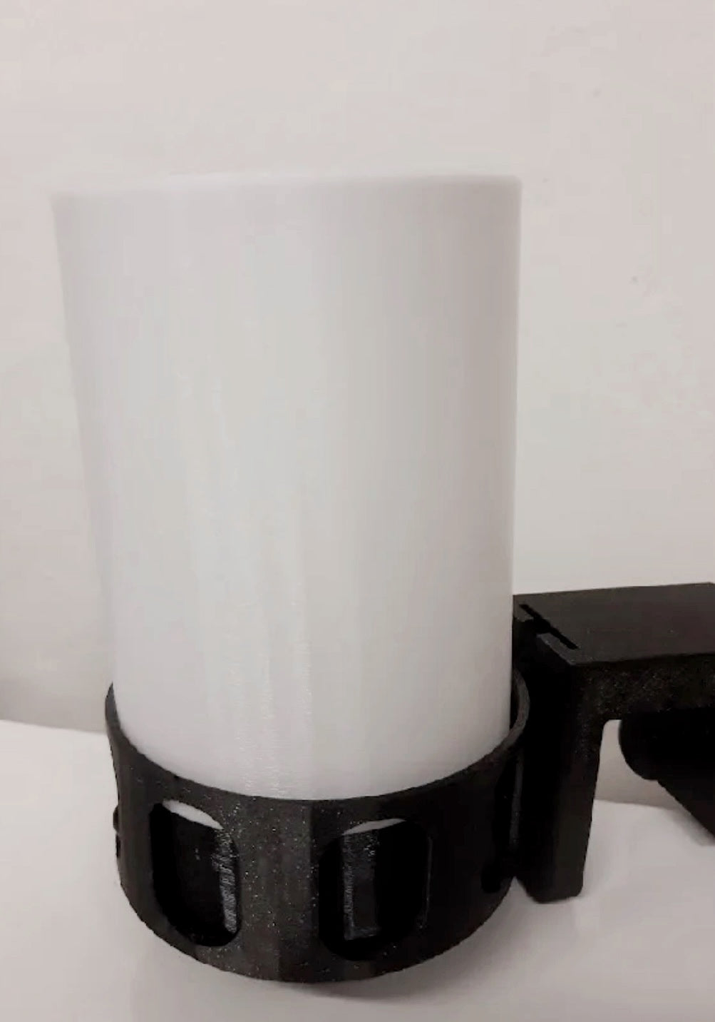 Upper lamp holder