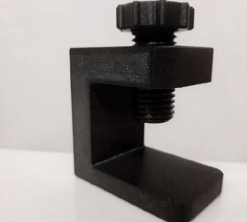 Upper lamp holder