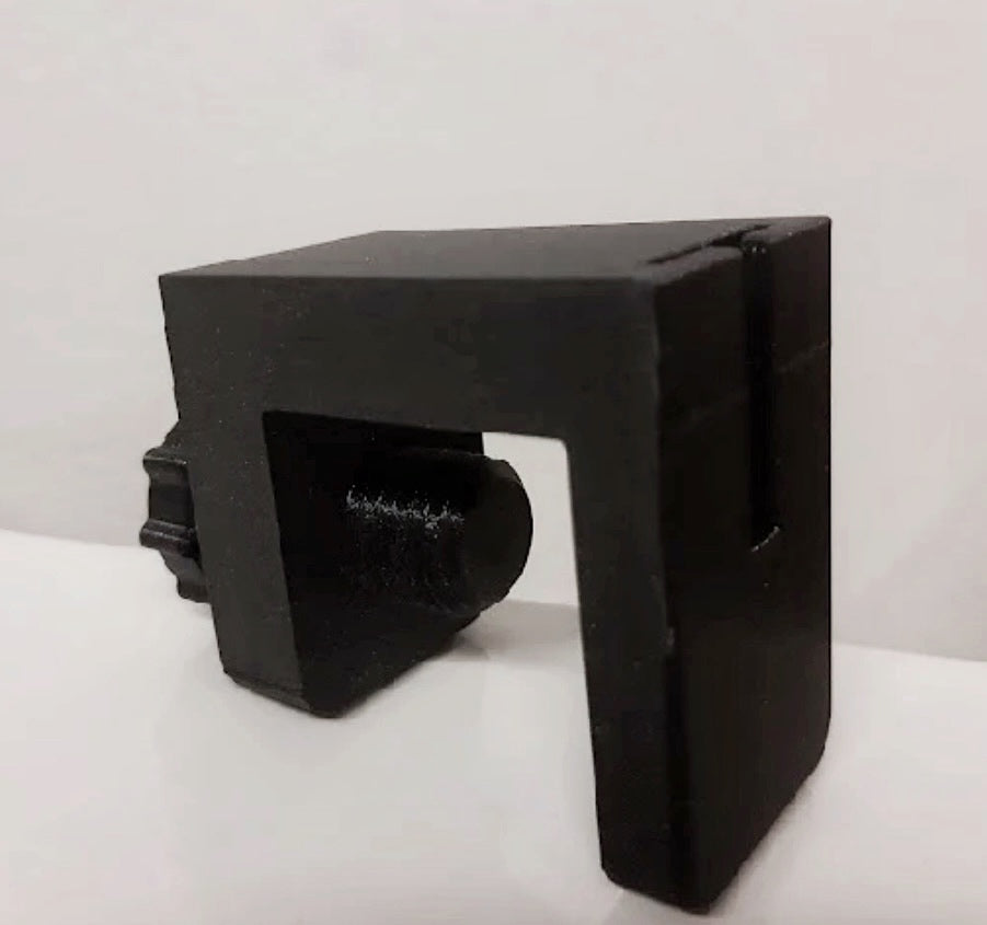 Upper lamp holder