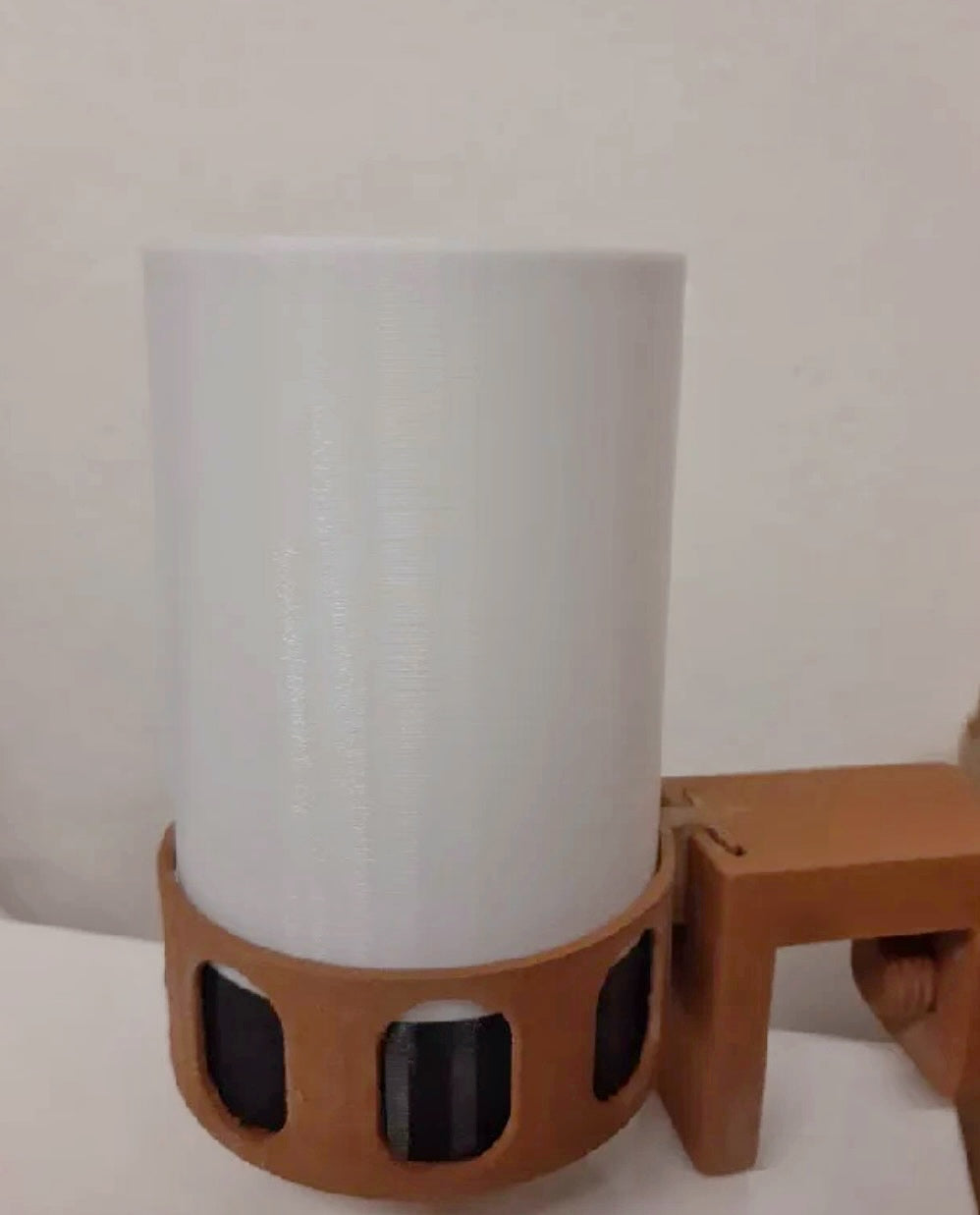 Upper lamp holder
